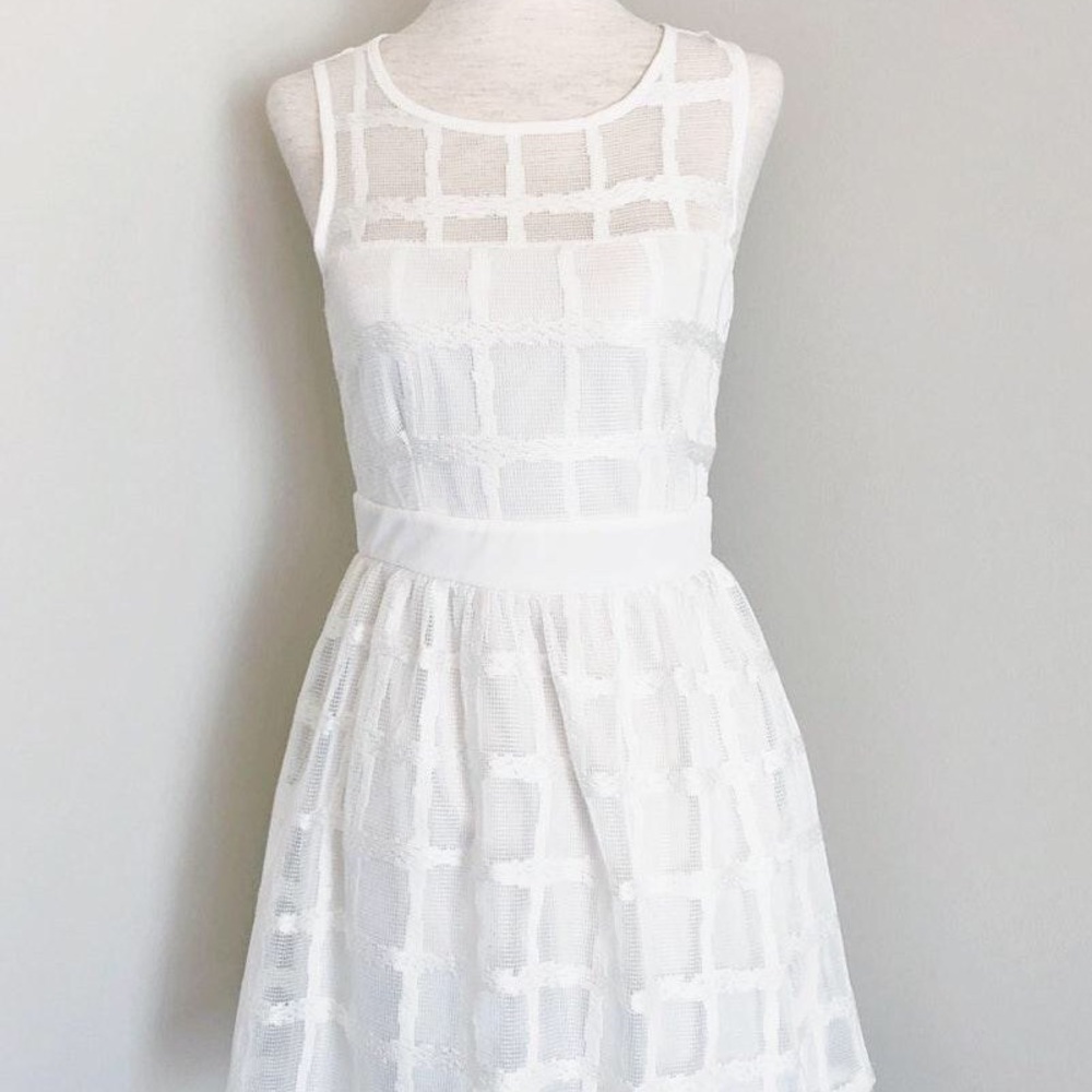 White dress size S